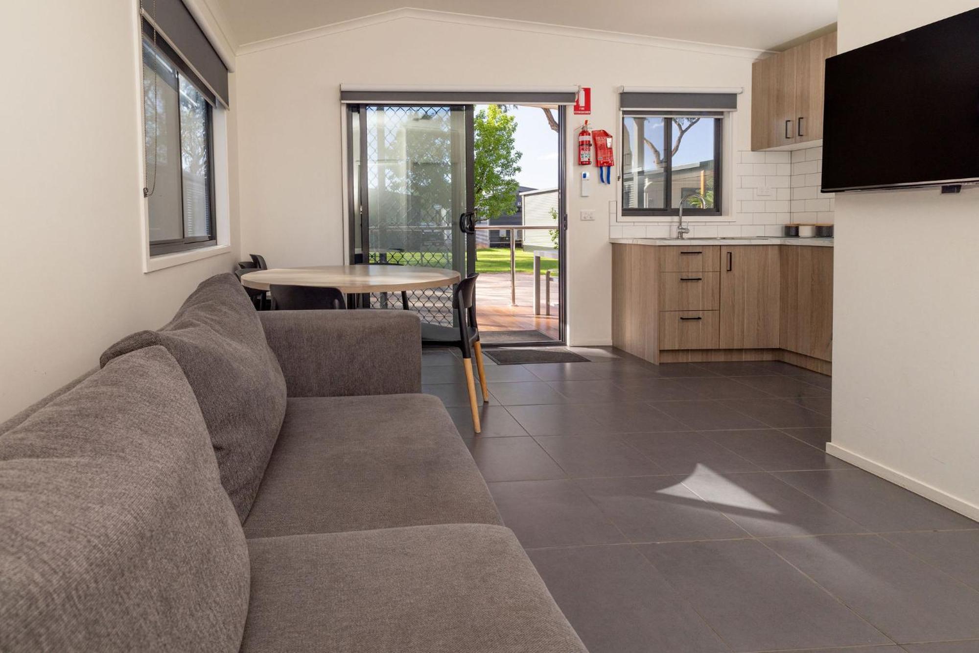 Big4 Renmark Riverfront Holiday Park Exterior foto